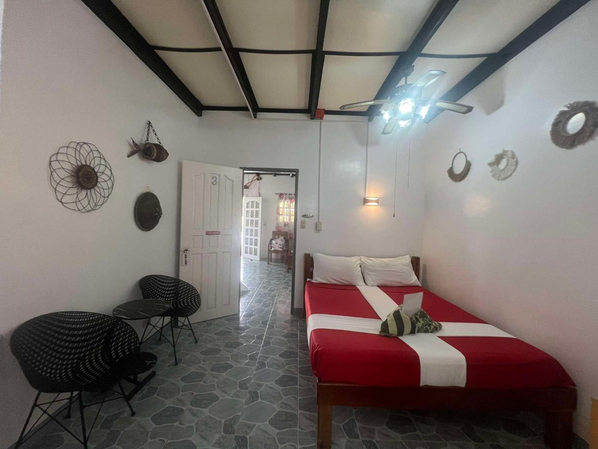 Ice Bear Bar & Tourist Inn Dauis Luaran gambar