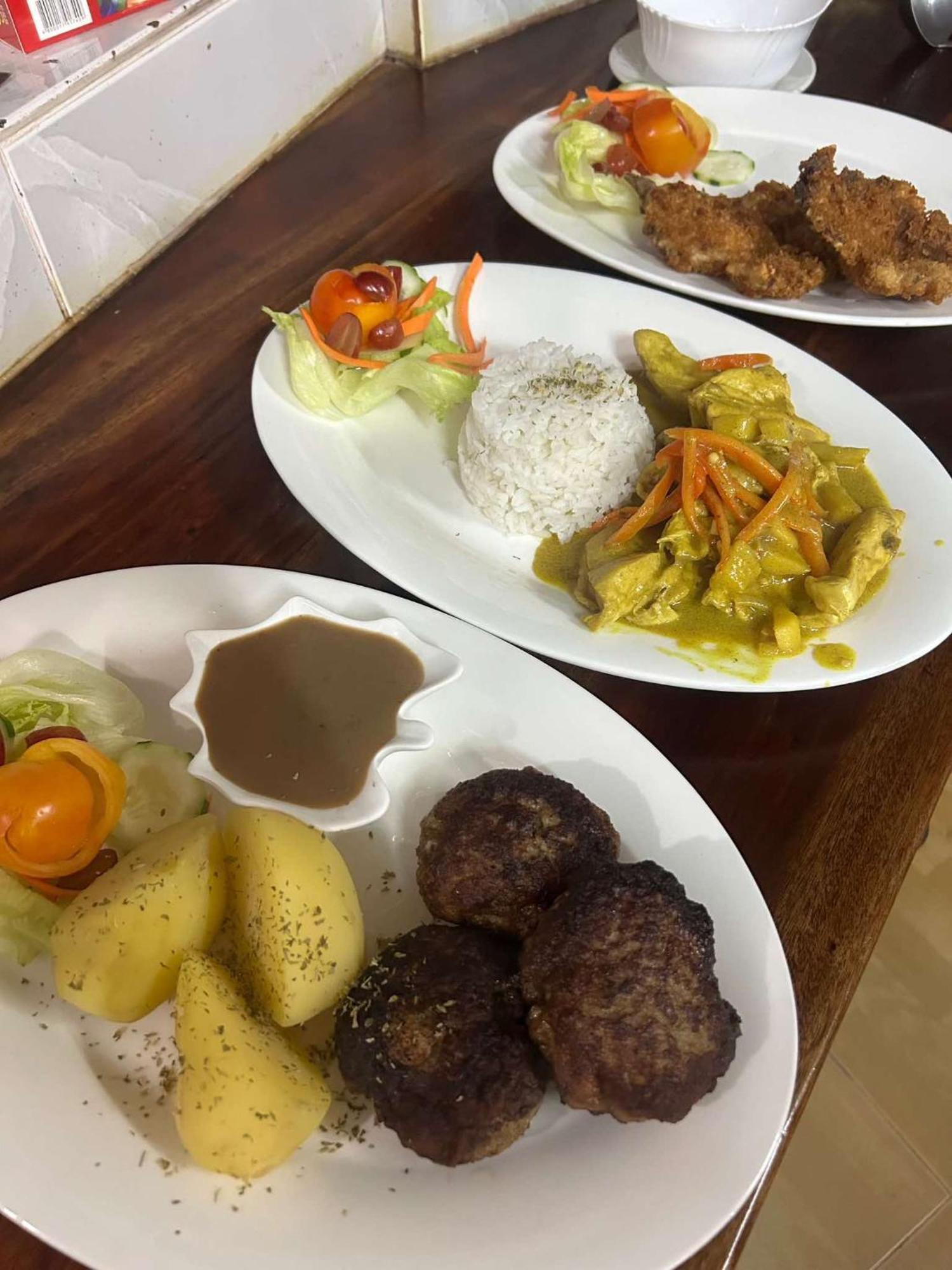 Ice Bear Bar & Tourist Inn Dauis Luaran gambar