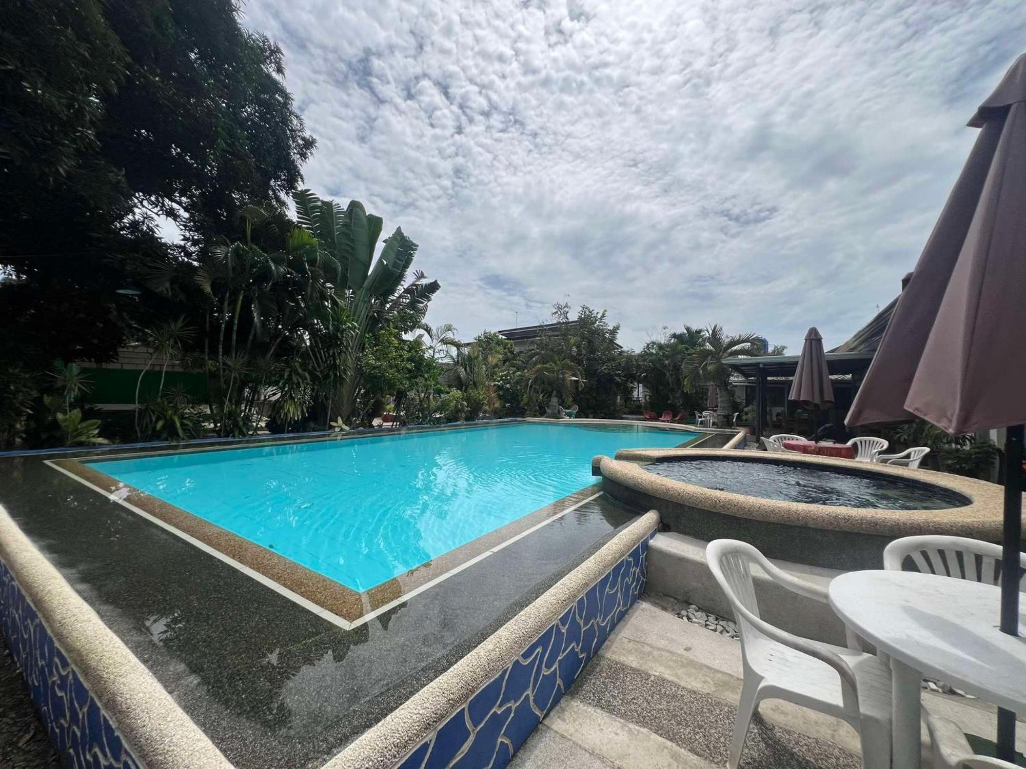 Ice Bear Bar & Tourist Inn Dauis Luaran gambar